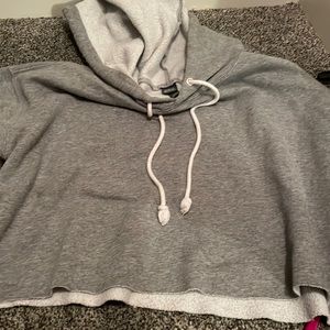 Crop gray hoodie